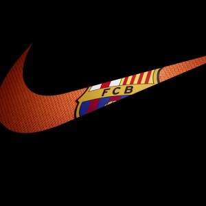 爱游戏app-“激烈争夺！开幕战中的精彩瞬间和策略较量”，开幕战什么意思