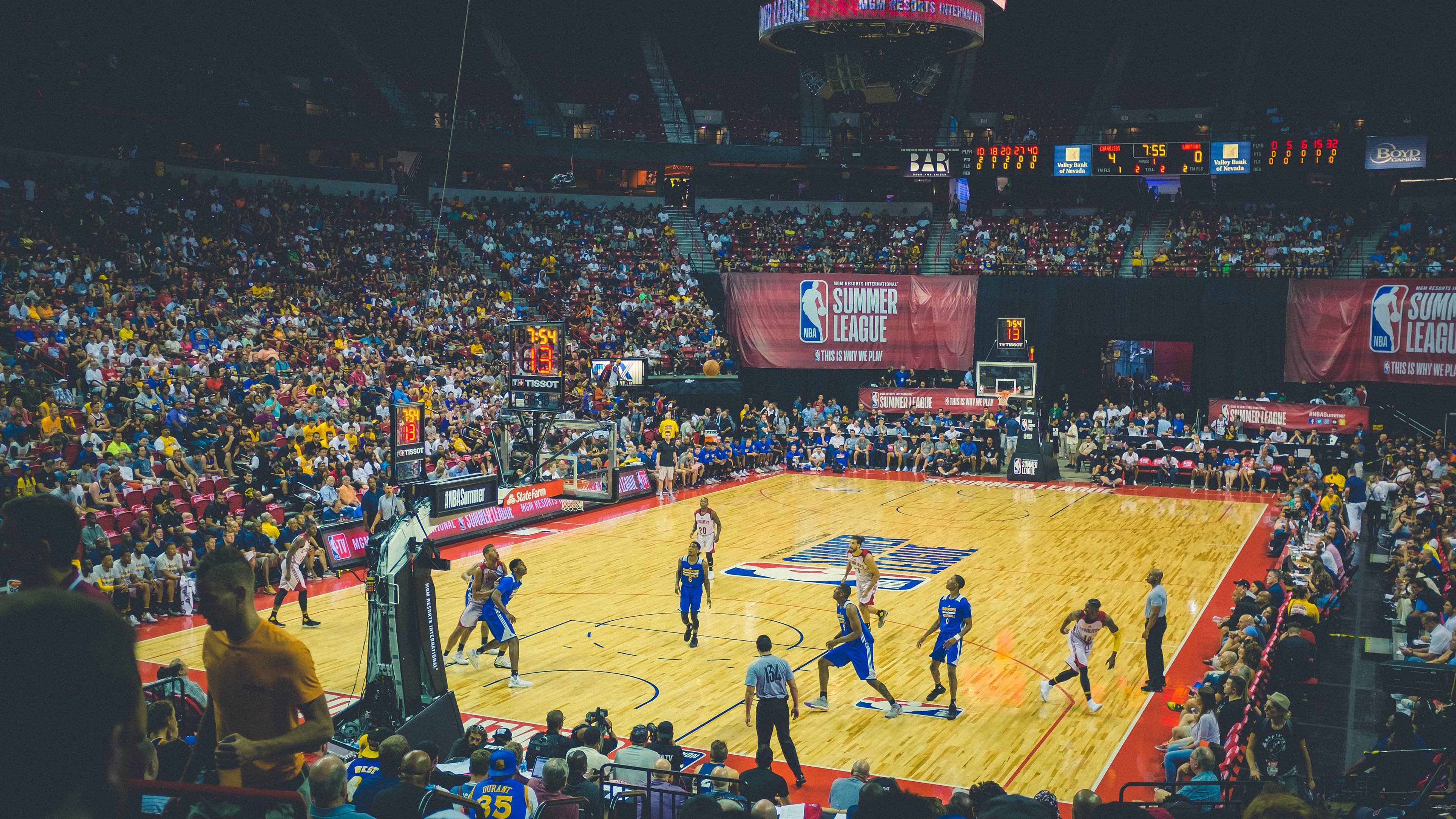 【教练点评】专家对战术布置的深度点评，战术安排