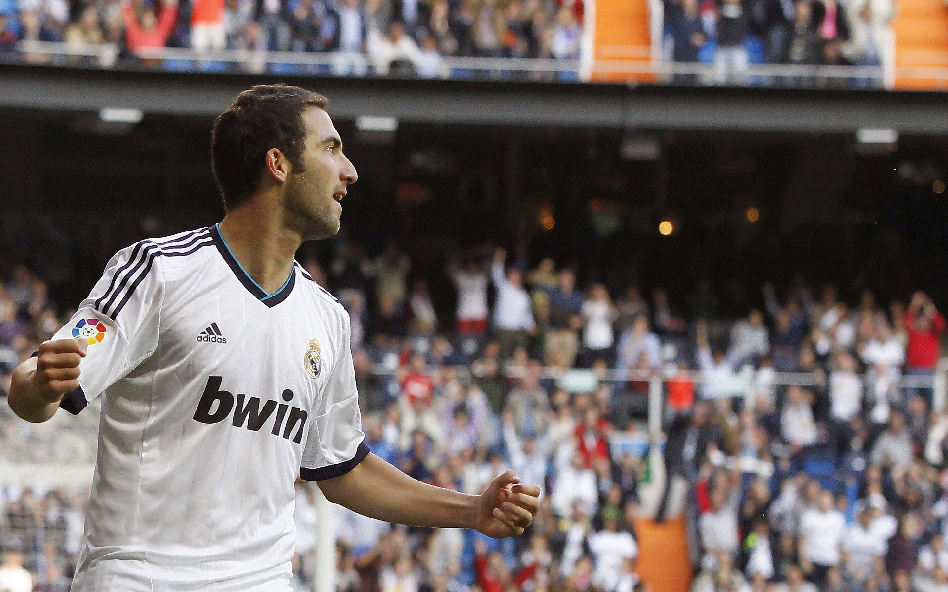 乌迪内斯实现客场逆转,球员表现令人惊艳,乌迪内斯最近战绩